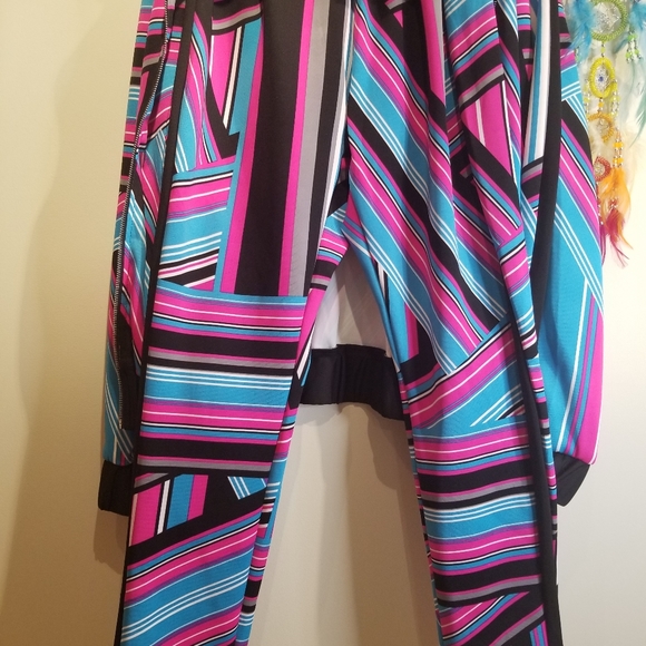 Sz 18/24 2piece Activewear Set - Picture 14 of 14